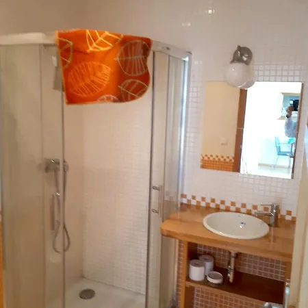 Calle Ermita - 3 *